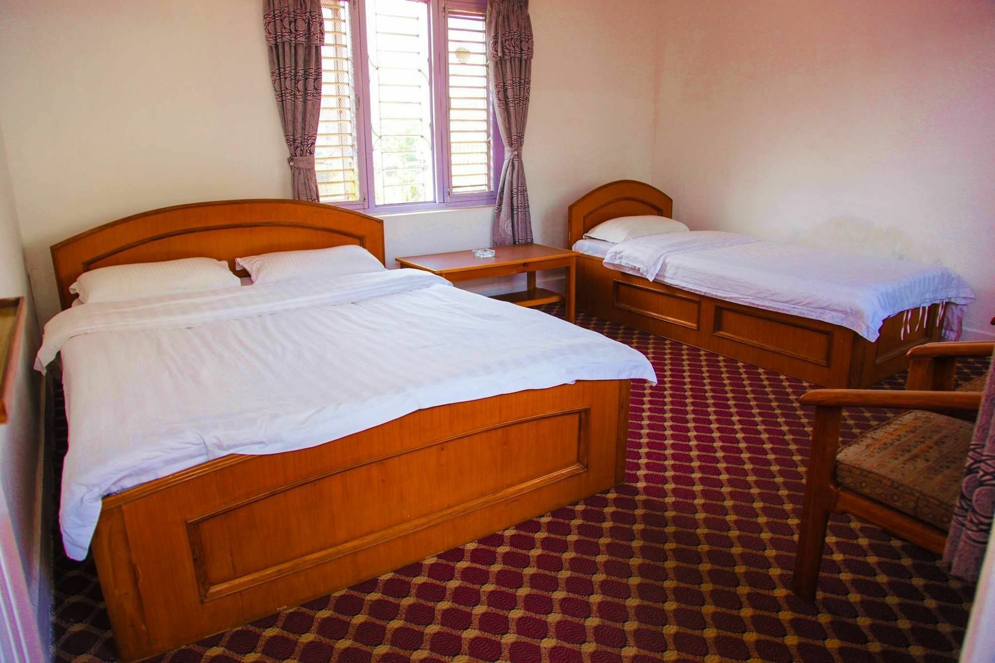 بوكْرا Giri Guest House المظهر الخارجي الصورة